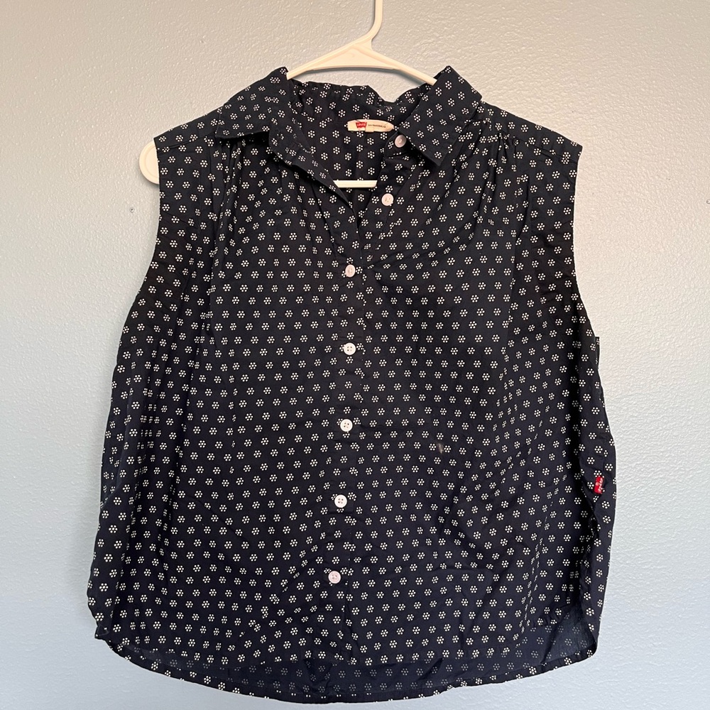 Navy Blue Sleeveless Shirt